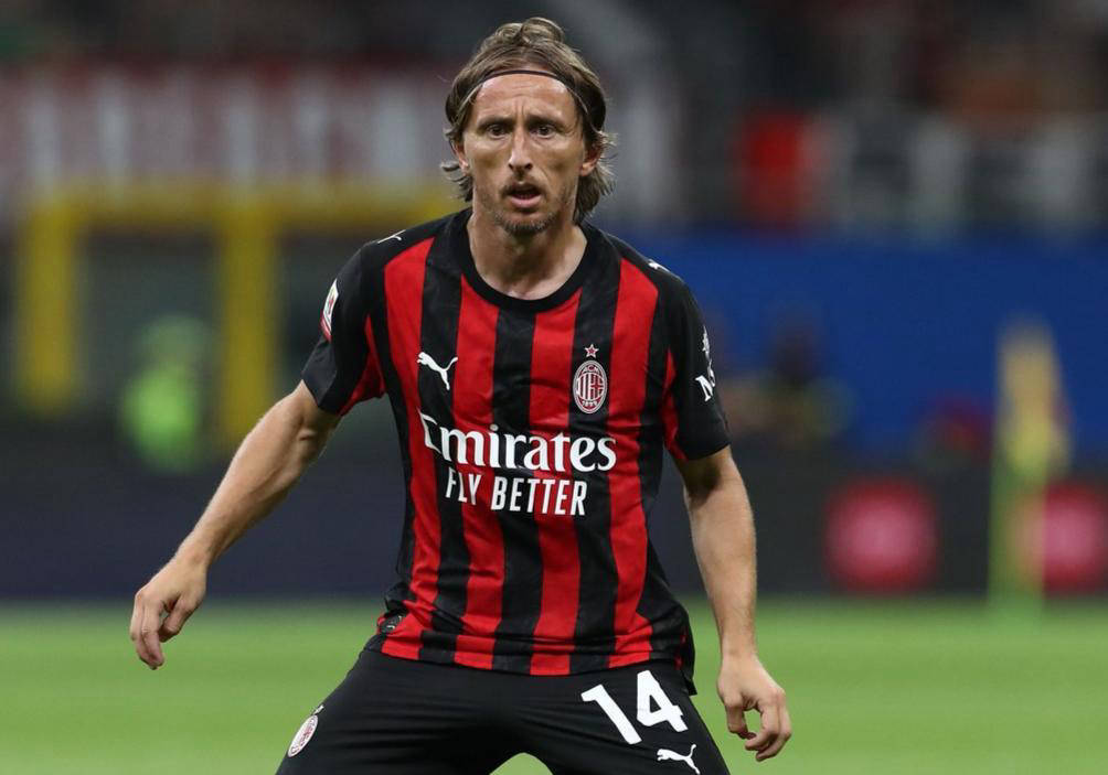 安帅：米利唐踢右后卫表现很好；有些惊讶埃斯特旺的天赋