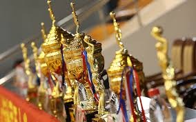 梅西专访将在周二发布，每体称梅西将透露他重返诺坎普的原因