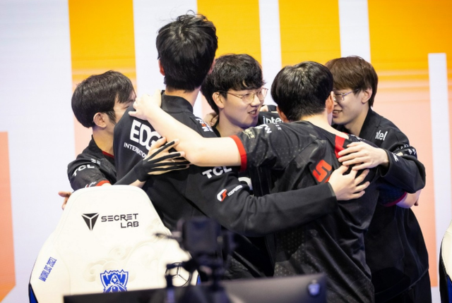 也增强了球 也增强了球